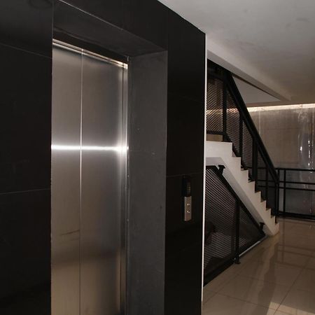 Residence T63 By Shm Джакарта Екстер'єр фото